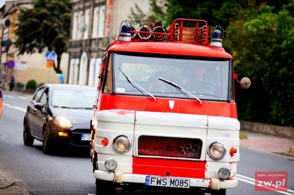 Samochody strażackie się sypią, gmina kupuje nowy
