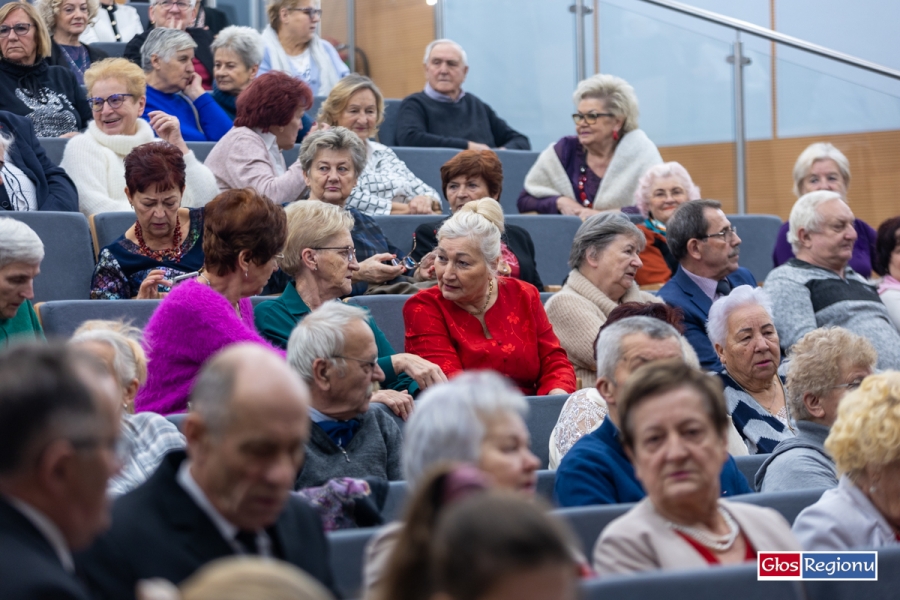 Seniorzy ze Wschowy rozpoczęli świętowanie. Dni Seniora 2024 [ZDJĘCIA]