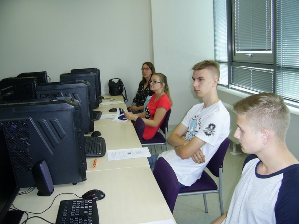 Uczniowie ze Staszica na Wydziale Informatyki Uniwersytetu Zielonogórskiego