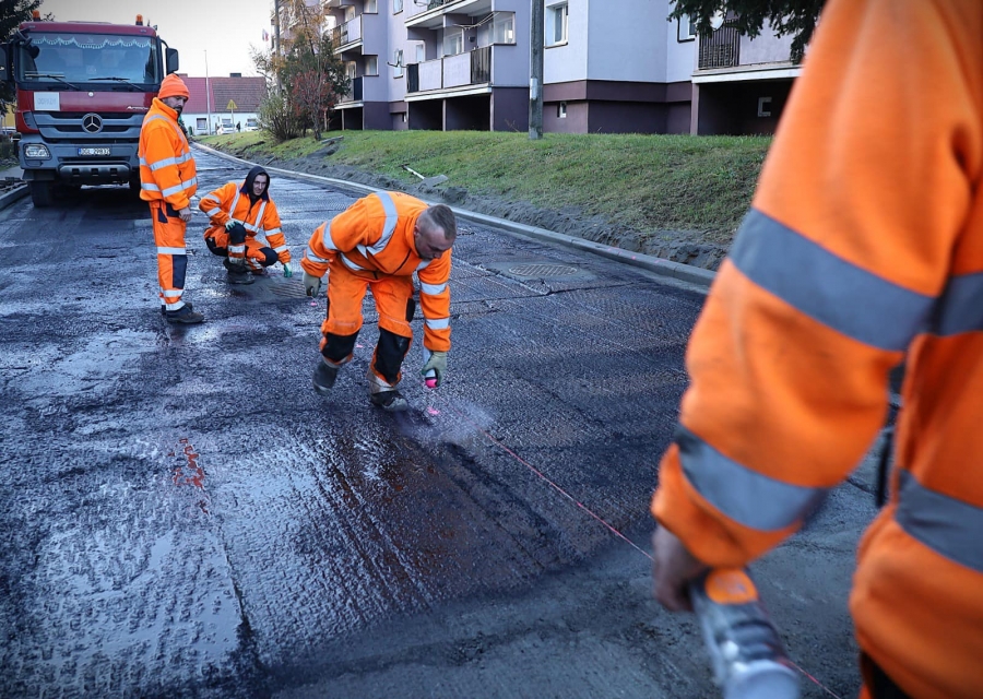 Ulica Królowej Jadwigi we Wschowie w remoncie. Prace zmierzają ku końcowi