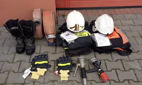 OSP Siedlnica przekazała sprzęt dla ukraińskich strażaków (ZDJĘCIA)