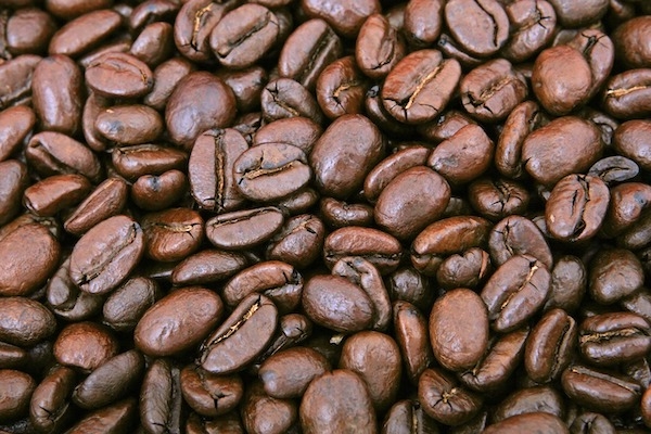 Jakie akcesoria sprzedają sklepy z kawą? 