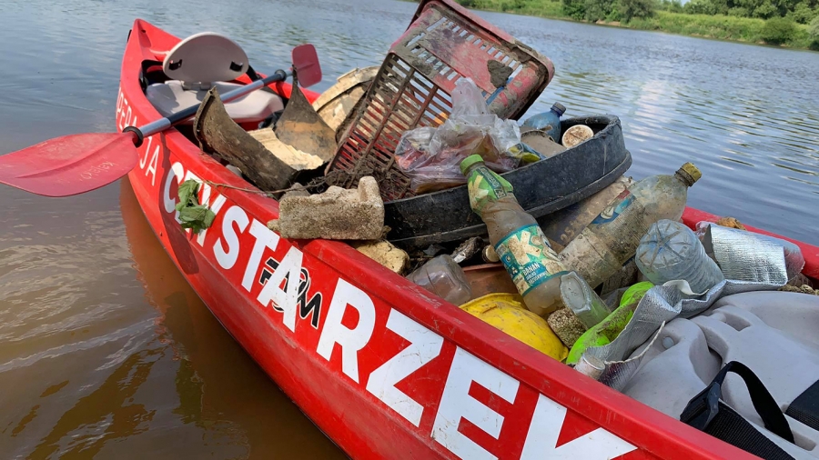 W sobotę sprzątają Krzycki Rów. Zbiórka na „Kaczych Dołach”