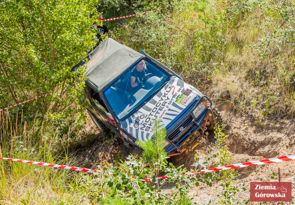 Im trudniej, tym lepiej. II Rajd Samochodów Terenowych 