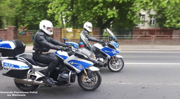 Wschowscy policjanci wsiedli na motocykle [ZDJĘCIA]