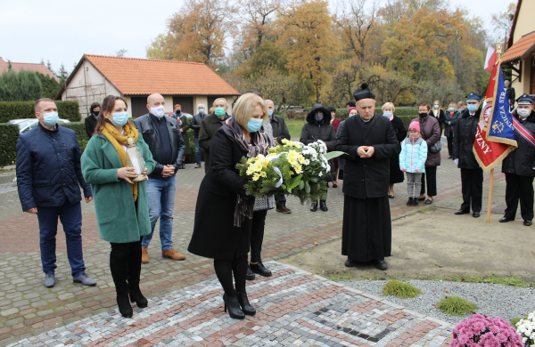 Obchody Narodowego Święta Niepodległości w Szlichtyngowej [ZDJĘCIA]