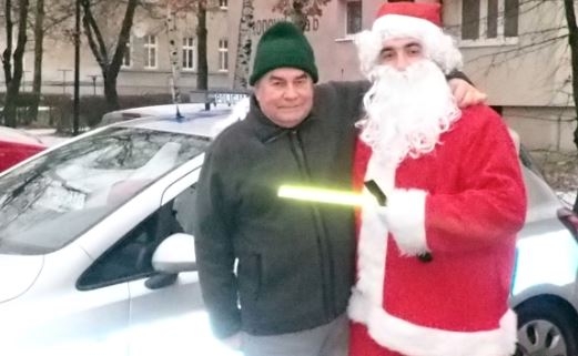 Mikołaj na drogach powiatu wschowskiego. Rózgi lub upominki dla kierowców
