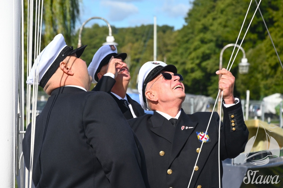 Marina w Sławie. Oficjalne podniesienie bandery Yacht Klub Polska