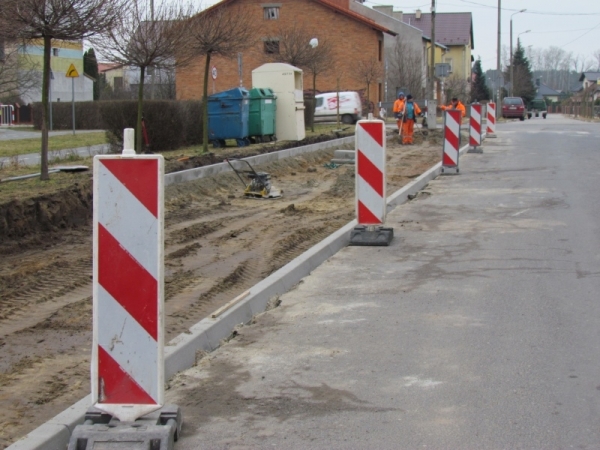 Nowy chodnik przy ul. Konopnickiej w Górze