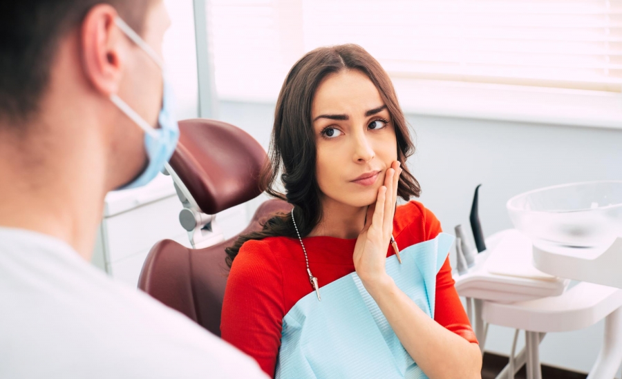 Jak powinna wyglądać pierwsza wizyta u nowego dentysty?