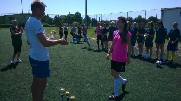 Powiatowe zawody w piłkę nożną dziewcząt