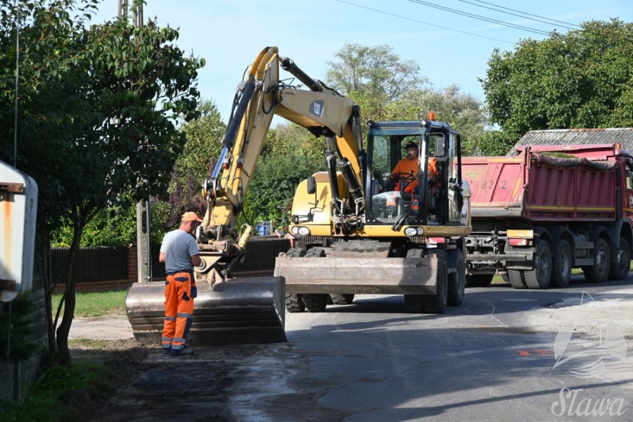 Rusza remont drogi w miejscowości Wróblów (FOTO)