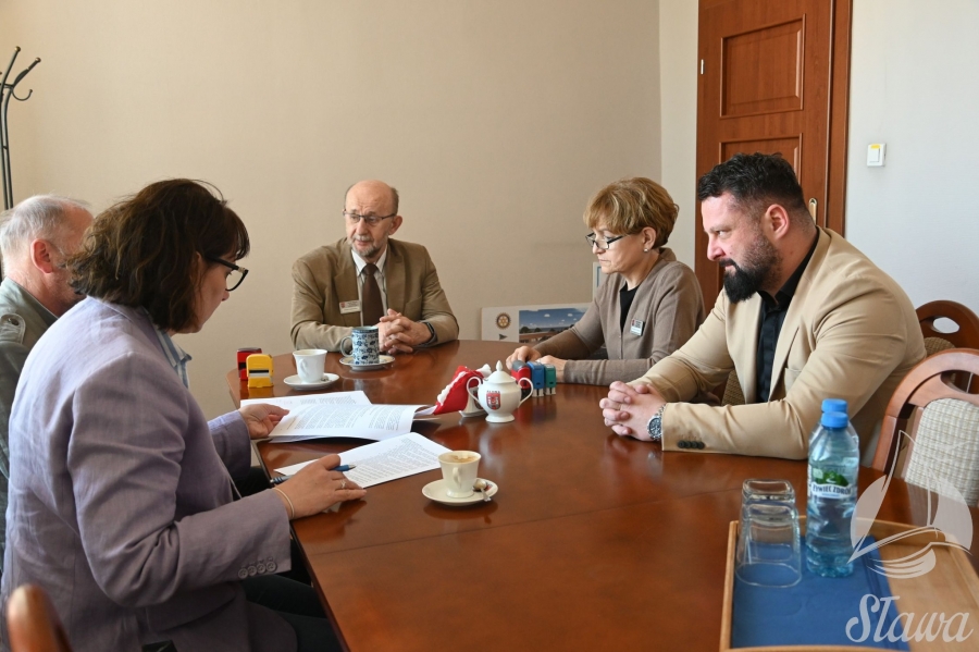 Nowa nawierzchnia na Orliku w Sławie. Umowa już podpisana