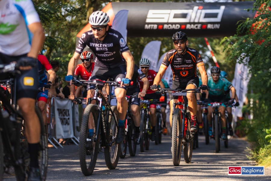 Kolarskie emocje w Lginiu. Setki zawodników na trasie SOLID MTB [ZDJĘCIA]