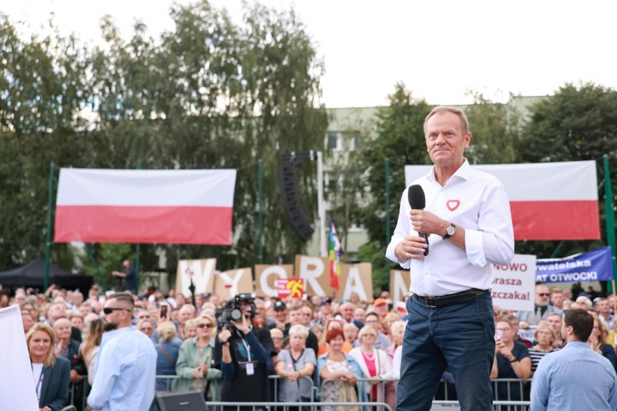 Donald Tusk odwiedza Leszno w ramach kampanijnej trasy
