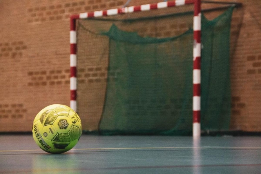 Amatorska Liga Halówki: Dar-Pol i Pogoń U-17 na czele tabeli