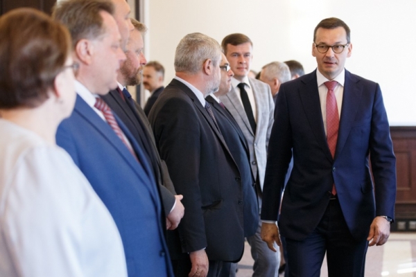 Premier Morawiecki we Wschowie. Relacja z wizyty na portalu Zw.pl
