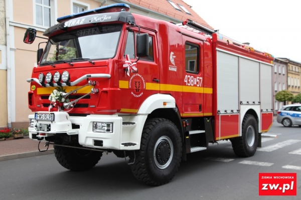 Przekazanie wozu strażackiego dla OSP Wyszanów - galeria
