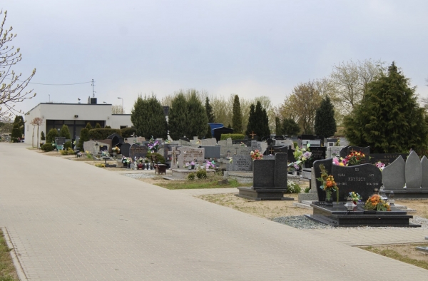 Zmiany niektórych opłat obowiązujących na Cmentarzu Komunalnym we Wschowie