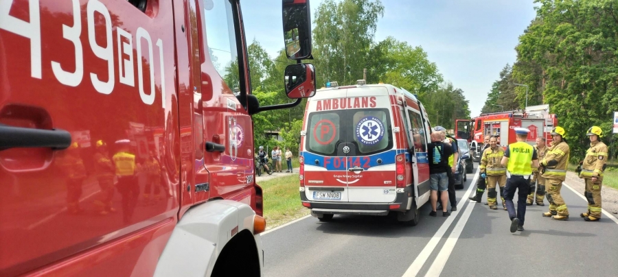 Zderzenie pojazdów w Sławie. Strażacy apelują o zachowanie ostrożności