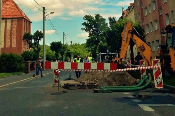 Awaria sieci kanalizacji sanitarnej przy ul. Poznańskiej