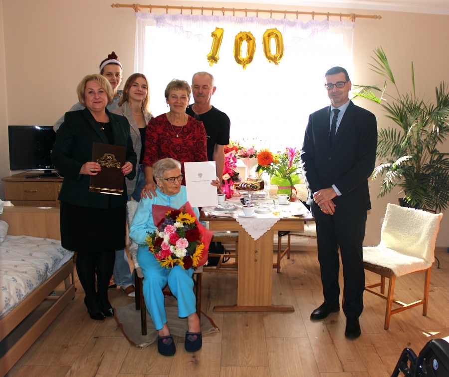 Jubileusz 100-lecia urodzin mieszkanki Gminy Szlichtyngowa