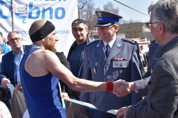 Najszybszy policjant-maratończyk z Leszna