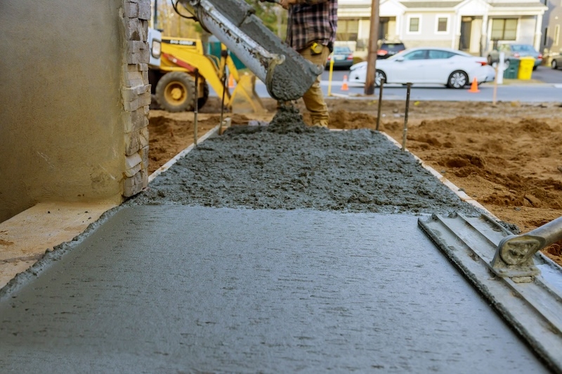 Różne rodzaje betonu dostępne w betoniarni Gorzów Wielkopolski: Który wybrać do swojego projektu?