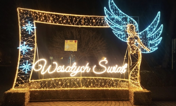 Szlichtynowa: Świąteczne iluminacje rozbłysły w mieście (ZDJĘCIA)