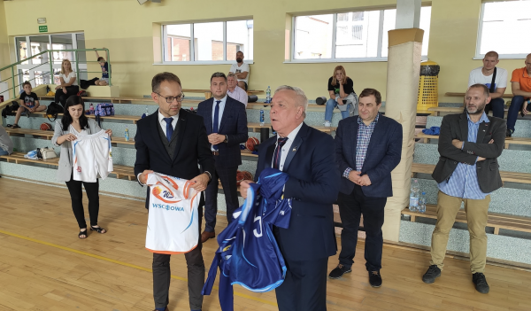Wizyta Prezesa Polskiego Związku Koszykówki we Wschowie (ZDJĘCIA)