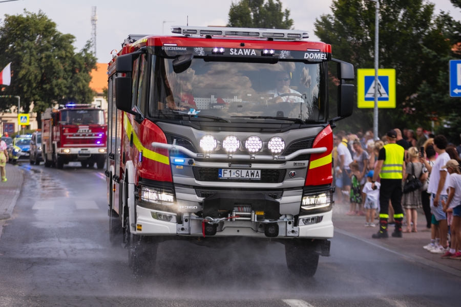 Strażacka niedziela w Sławie. Piknik, msza i parada