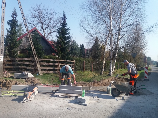 Druga część przebudowy drogi w Grochowicach 