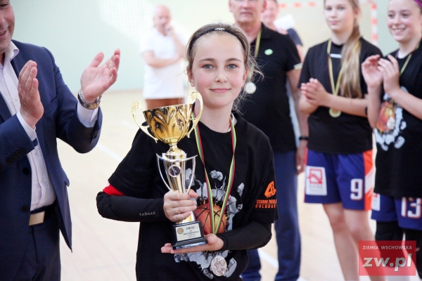 Turniej finałowy w koszykówce dziewcząt do lat 12. WSTK zajmuje 2 miejsce w województwie