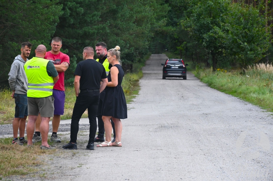 Droga Kuźnica Głogowska - Myszyniec do przebudowy. Przekazano plac budowy