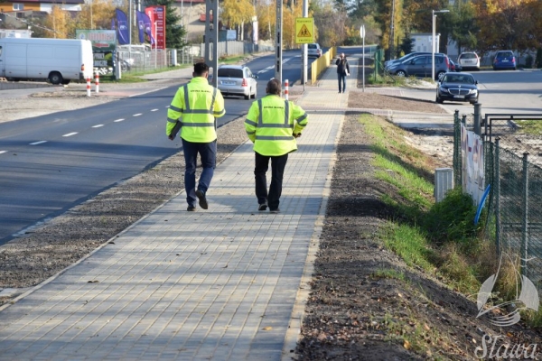 Chodnik na Henryka Pobożnego gotowy