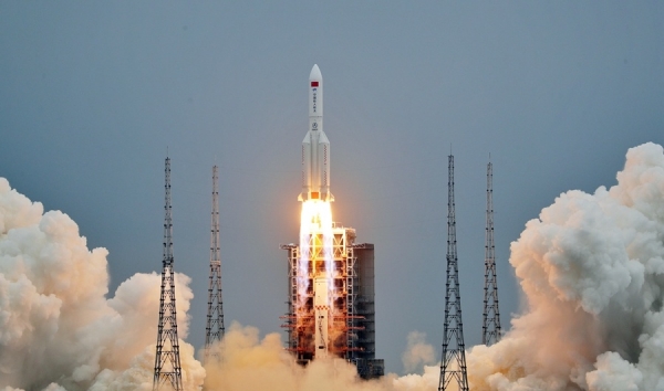 20-tonowa rakieta z Chin uderzy w Ziemię w weekend. 