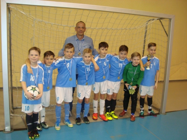 Trzy sukcesy Orlików Korony Wschowa w Halowym Turnieju Piłki Nożnej w Siedlisku.
