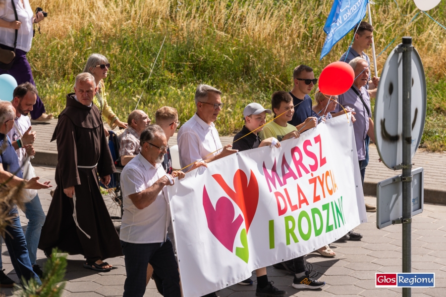 Marsz dla Życia i Rodziny przeszedł ulicami Wschowy (FOTO)