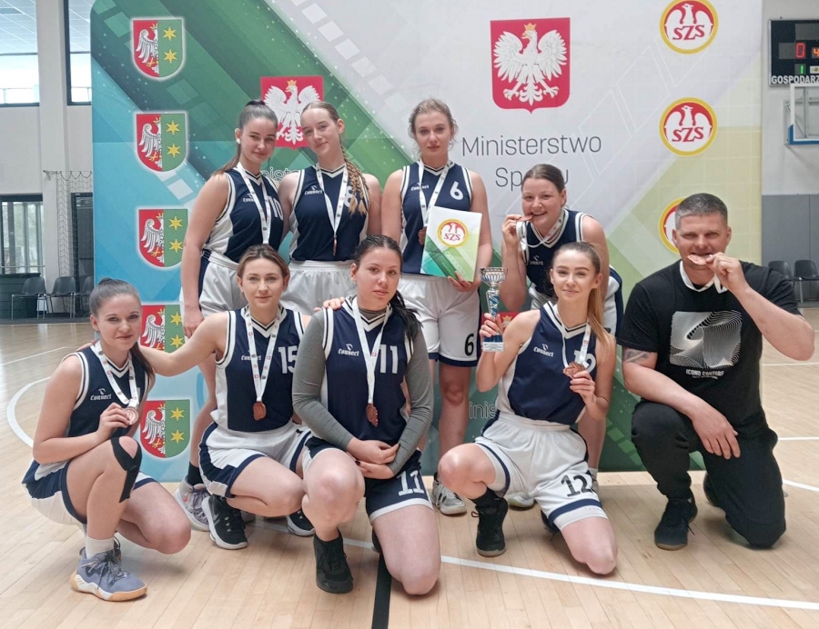 Koszykarki z I ZS we Wschowie zdobyły brązowy medal w finale wojewódzkim! (FOTO)