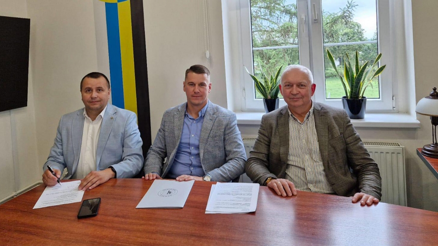 Remont drogi w Wyszanowie. Powiat Wschowski podpisał umowę