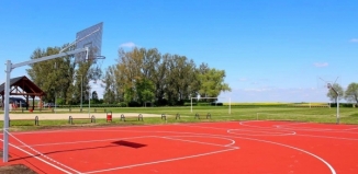 Boisko do koszykówki i siłownia plenerowa w Przyczynie Górnej (ZDJĘCIA)